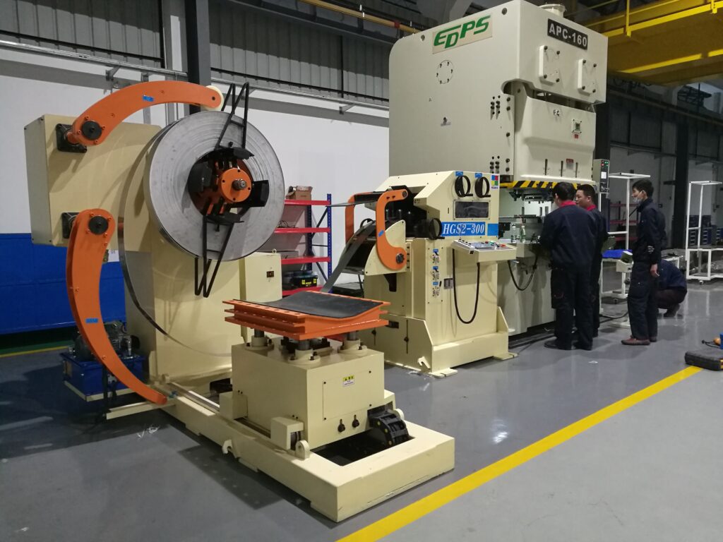 straighter feeder uncoiler 3 in 1 machine - HGS2